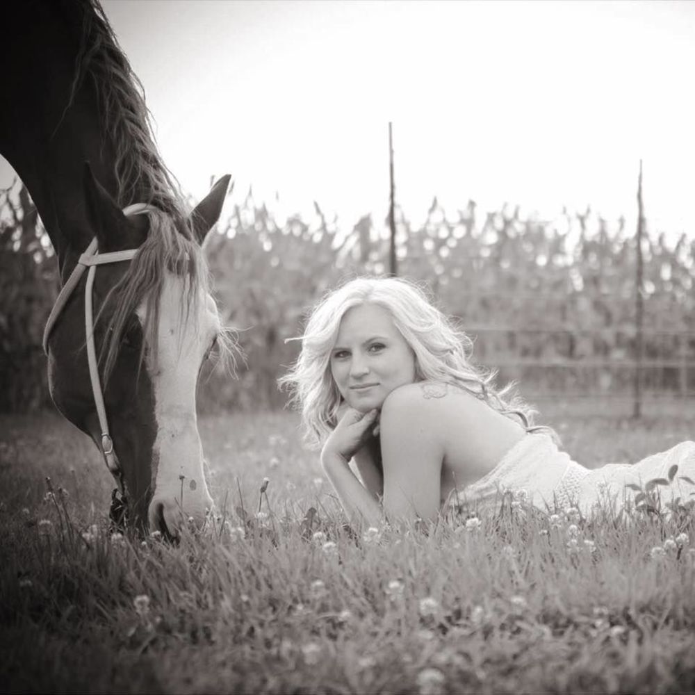 Meet your Posher, Stephanie